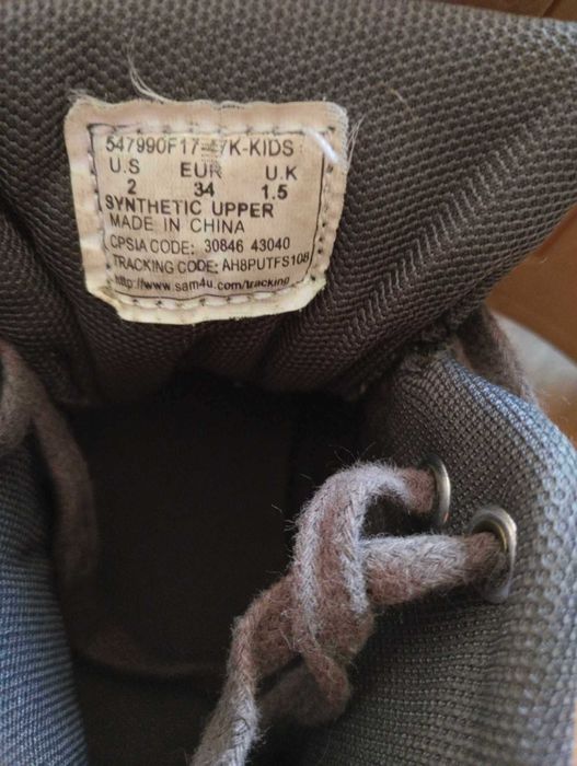 Маратонки Levis 34 номер