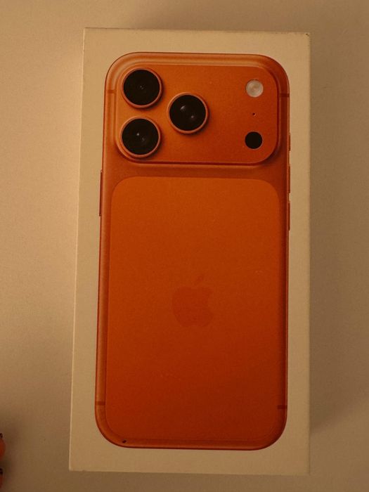 iPhone 17 Pro 256, Оранжевый