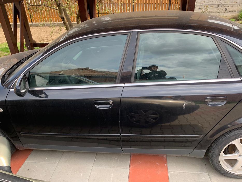 Audi A4b6 uși & planșa bord