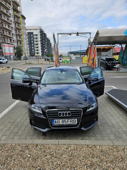 AUDI A4, B8 Sedan,  2012- stare foarte buna