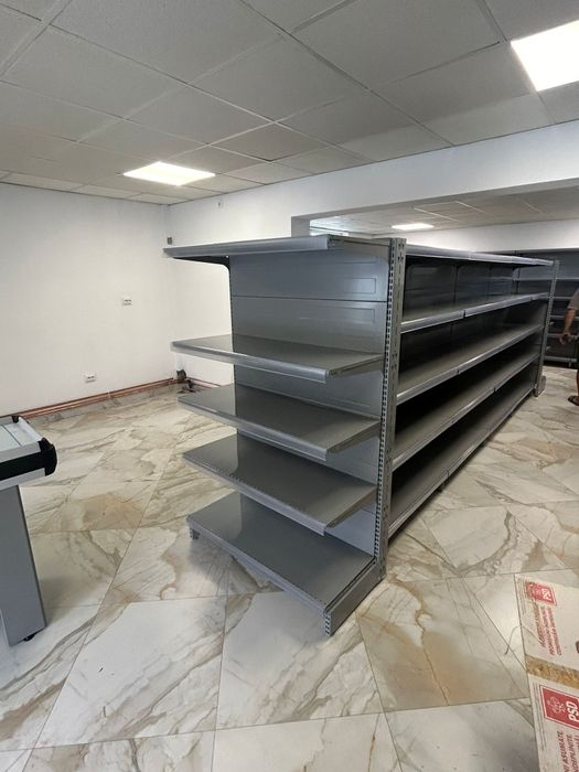 Rafturi pentru magazin Mega Image