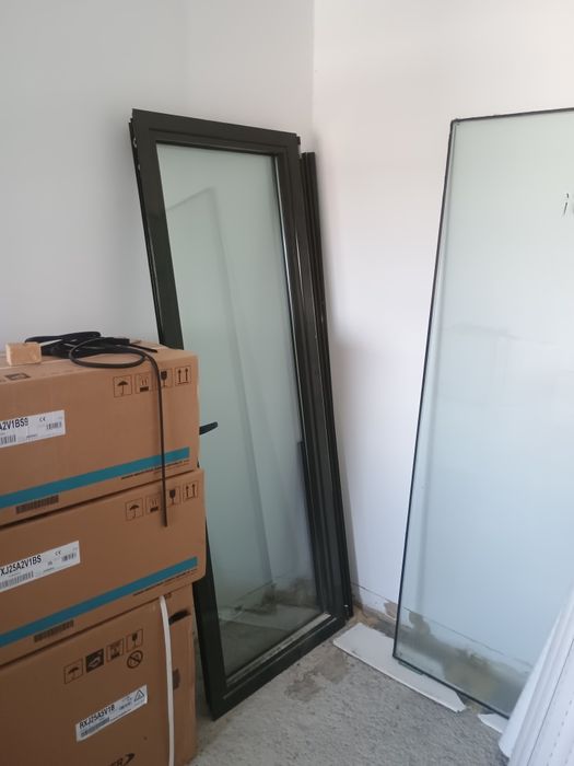 Vând termopane aluminiu și rabatat