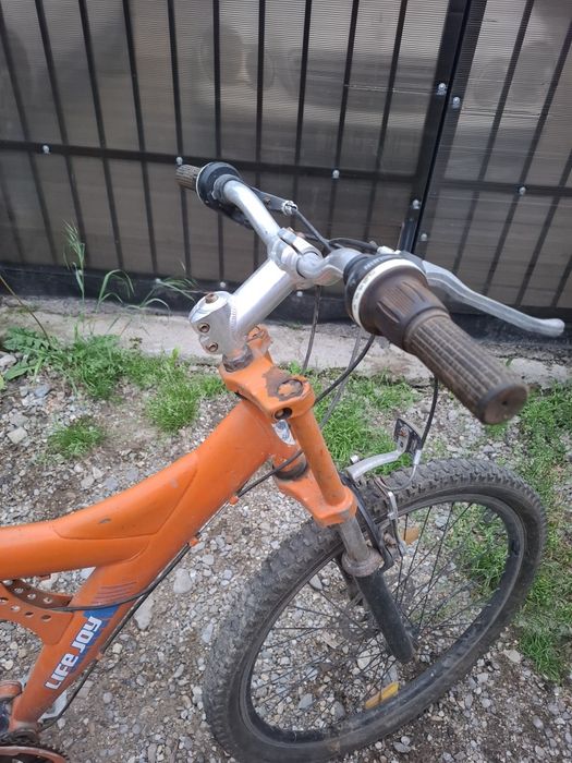 Bicicleta pentru copii stare folosita Plus bicicleta pentru adulți.