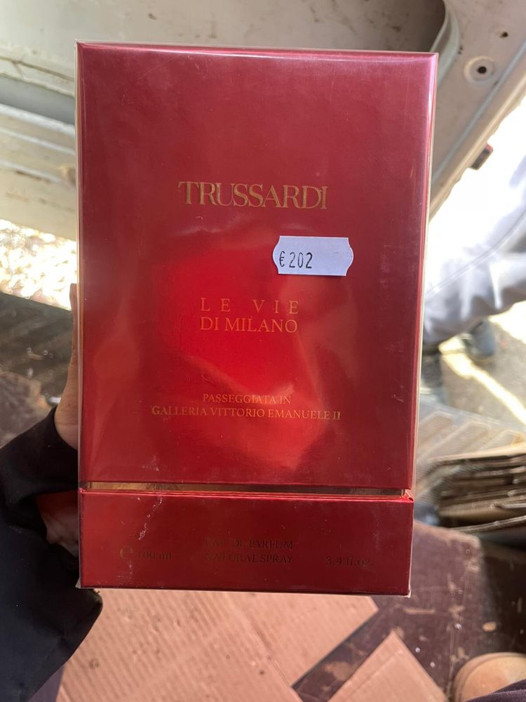 Trussardi la vie est di milano