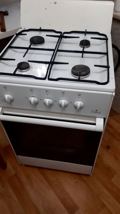 Продам плиту газовую