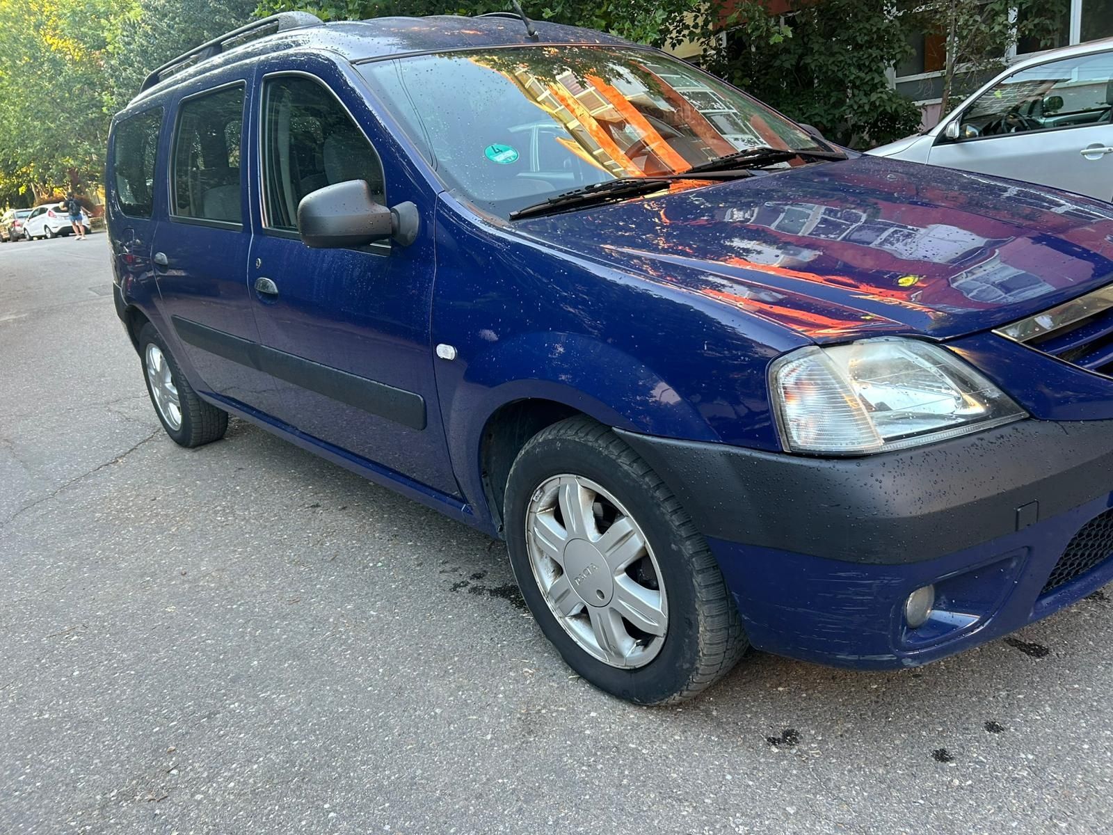 Logan MCV 1.6 16v 7 locuri
