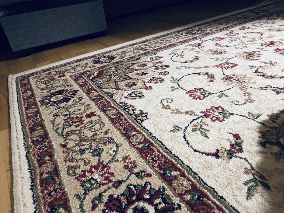 Ковер 2*3 м. Б/у