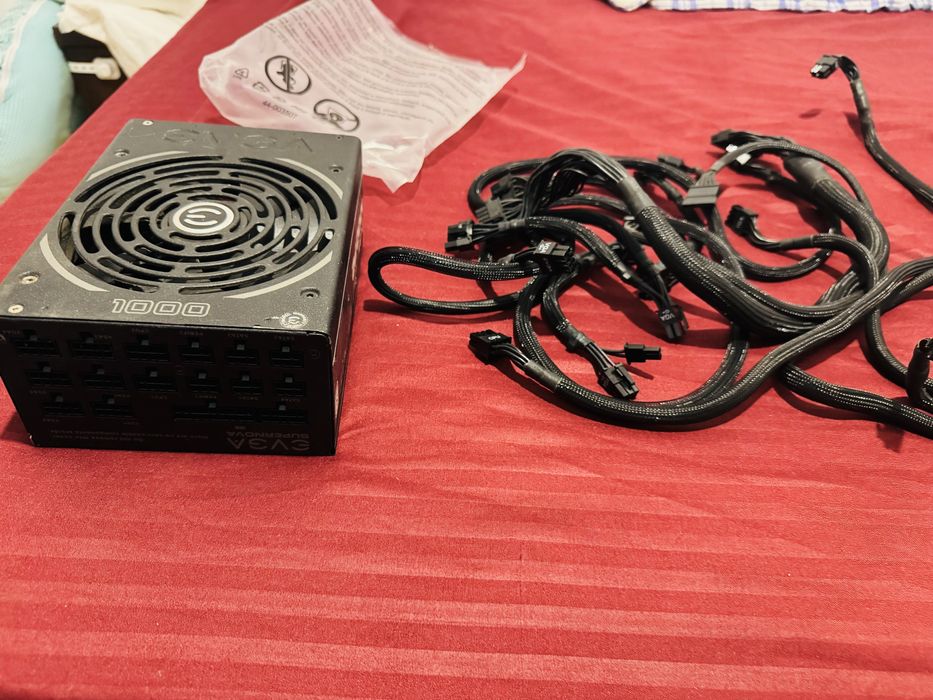 Sursa EVGA Supernova P2 1000W 80+ Platinum