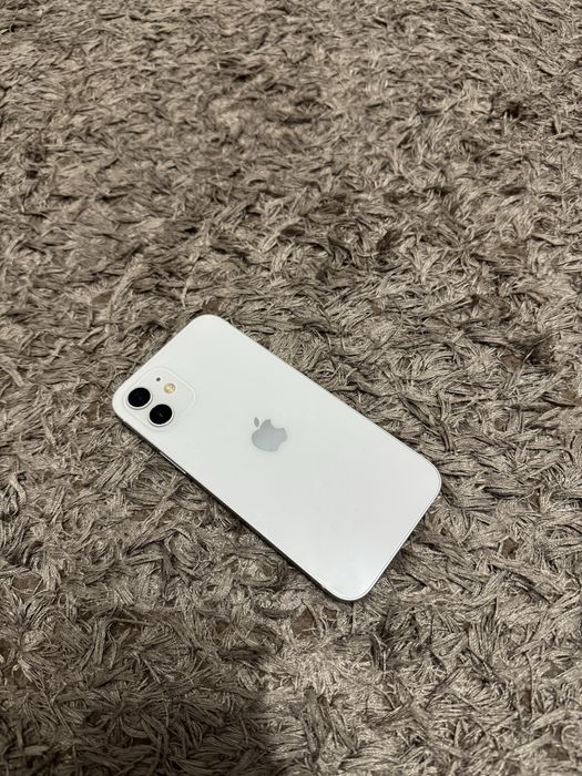 Vand iPhone 12 - 64 GB - Excelent