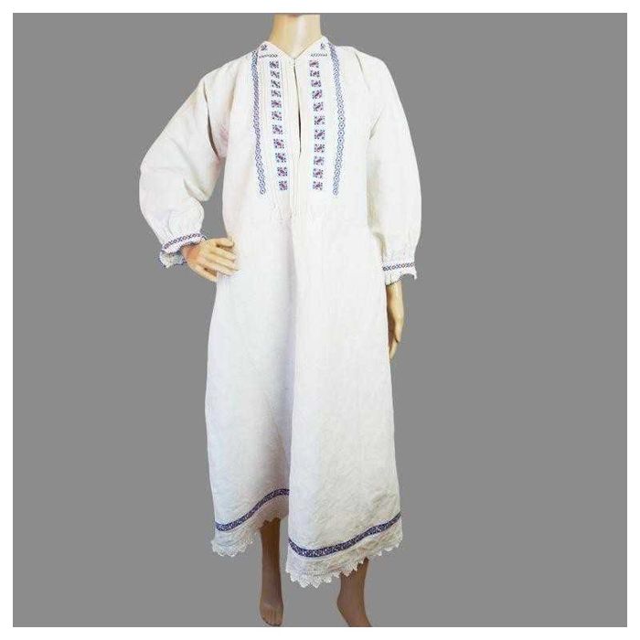 Ie traditionala romaneasca veche lucrata manual in Banat 36-40