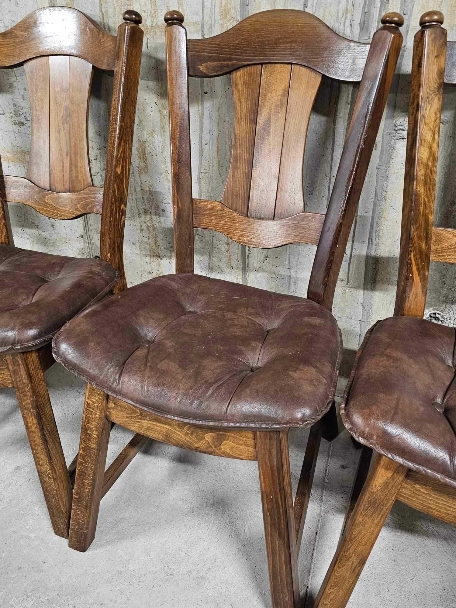 Масивни дъбови трапезни столове с естествена кожа