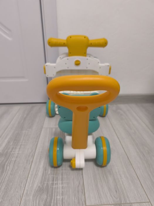 Интерактивна проходилка 3 в 1 с масичка и колело, като нова