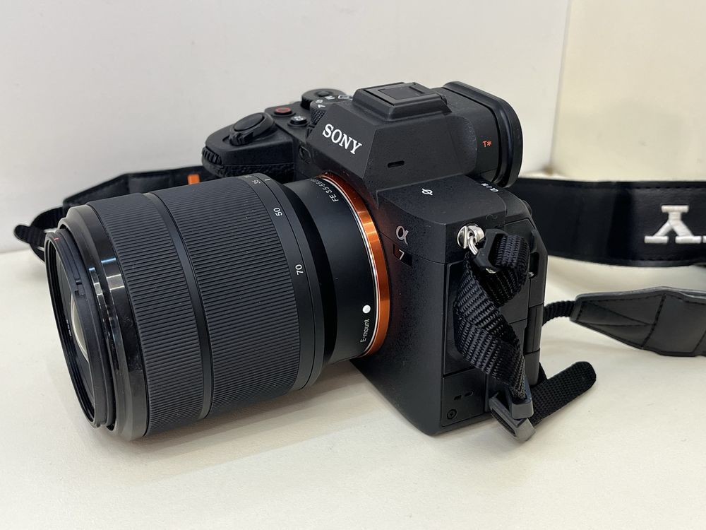 Sony Alpha A7 IV Перфектен + fe 1.8/50 + fe 3.5-6.5 28 70