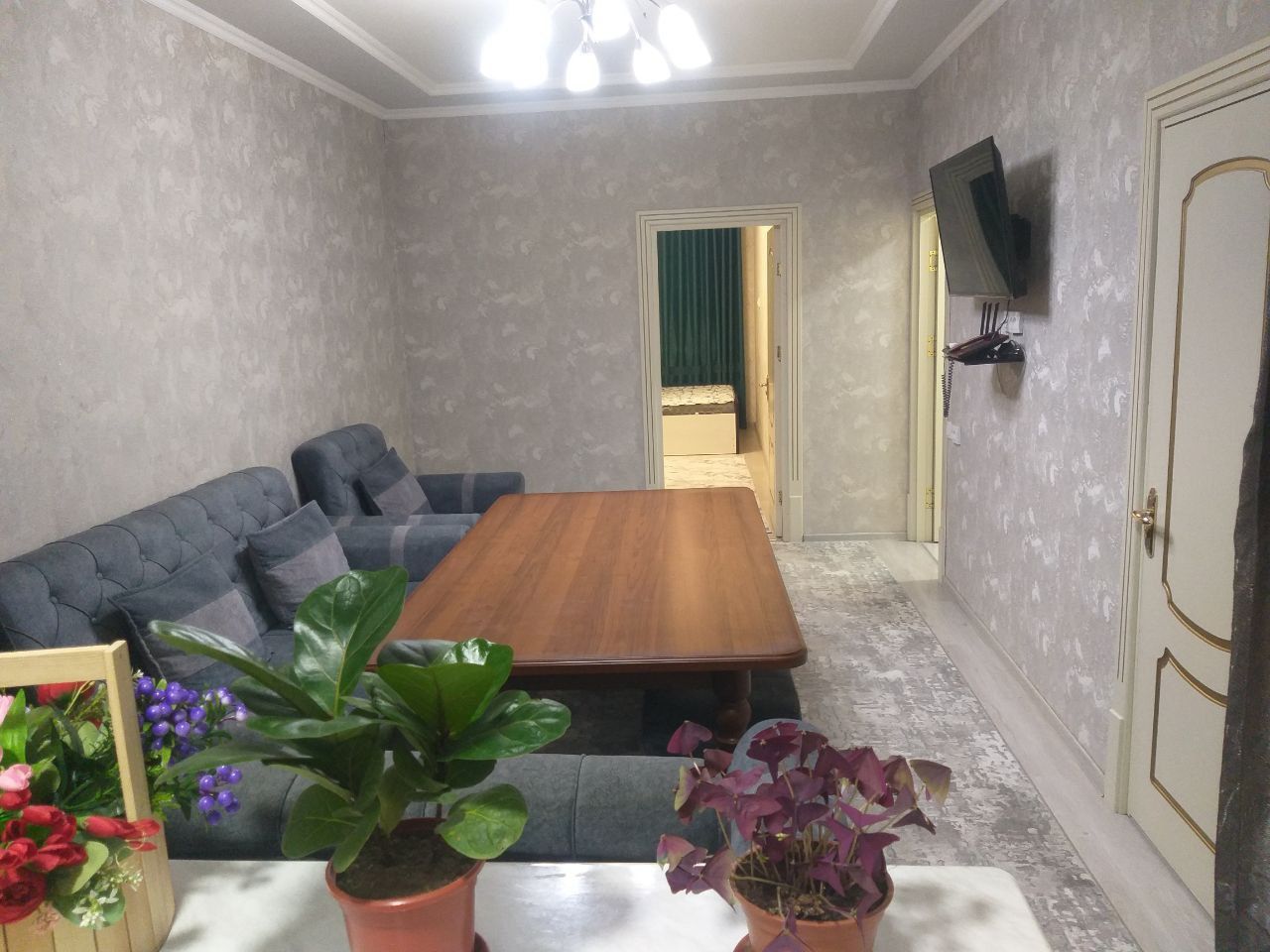 Chilonzor Metro Arenda Surochni 2*3/3/4 500$