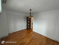 Apartament cu 3 camere de închiriat