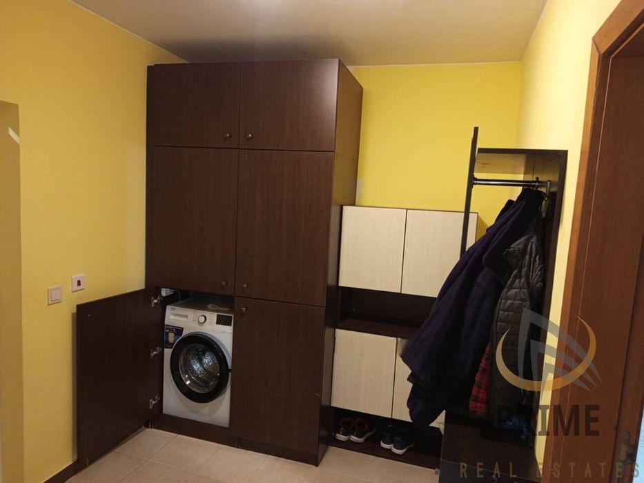 Дава се под наем Двустаен апартамент в Бургас, Славейков - 65 кв.м за 408 € - Снимка #3