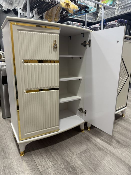 Шкаф для обуви 100×70×40 – белый с золотом, премиум дизайн