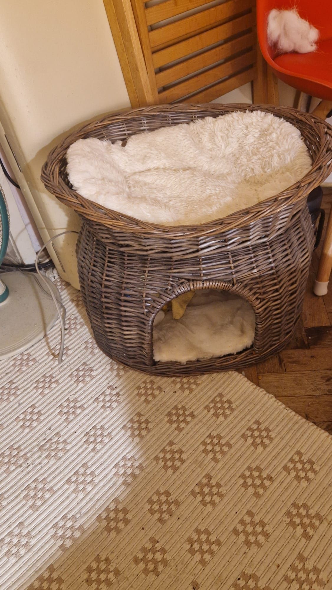 Culcuș pentru pisică, din răchită naturală, împletită - Timișoara