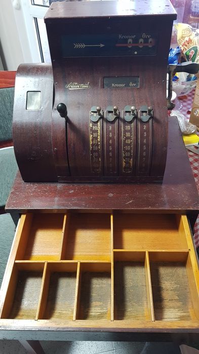Стар колекционерски касов апарат National