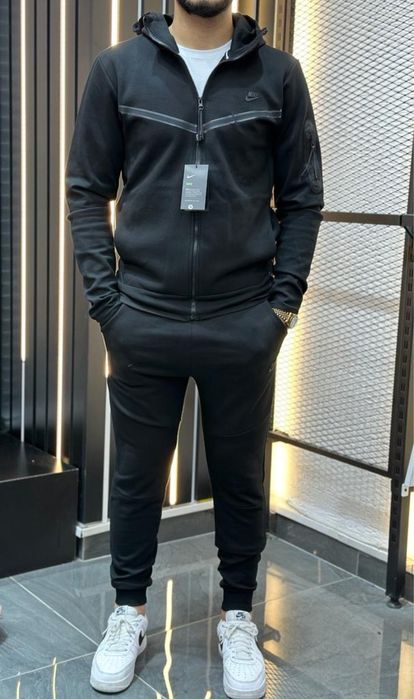 Trening Barbati Nike Tech Flecee Black!