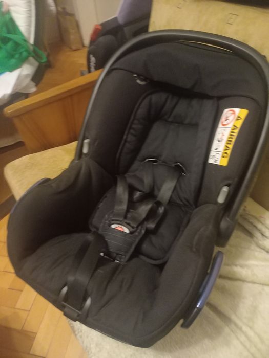 Бебешко кошче maxi cosi