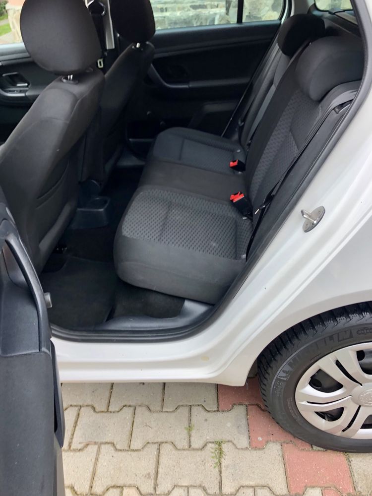 Skoda fabia 1.6 tdi,105 cp,an 2012,clima functionabil,navigatie.