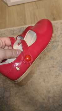 Pantofi Rosii  din piele lacuita fete nr 31
