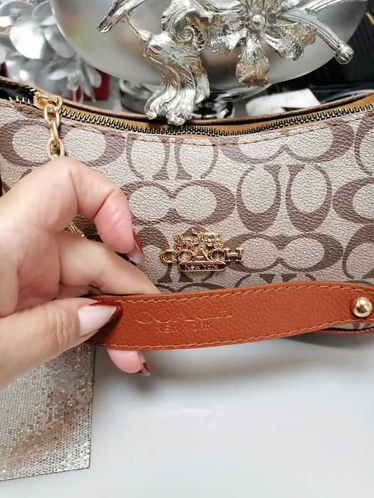 Poșetă super elegantă