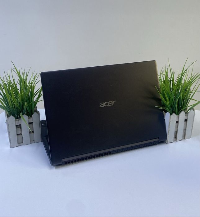 Ноутбук Acer Aspire 7. Апорт Маркет