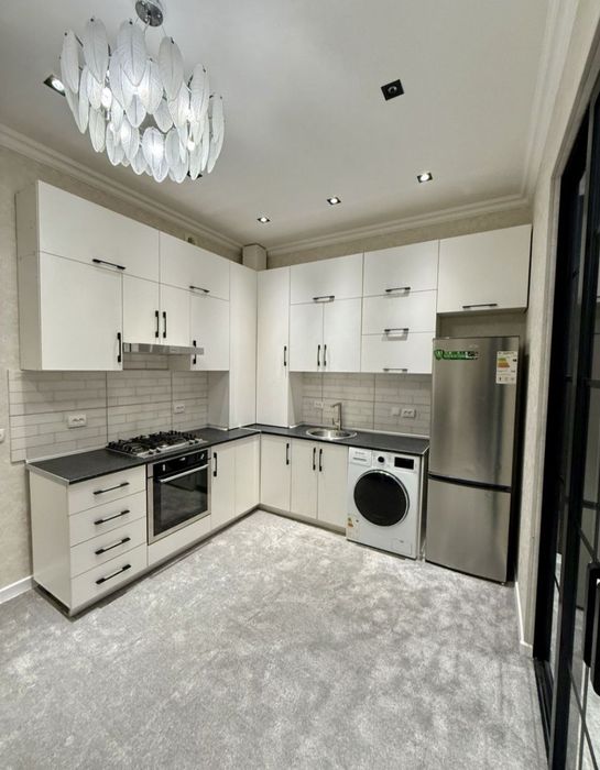 БИЙ чайхона Салом Новостройка с кадастром 3/3/4