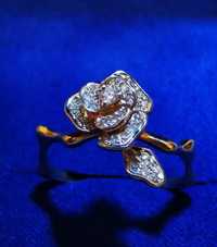 Золотое кольцо с бриллиантами 585 пробы Соколов.