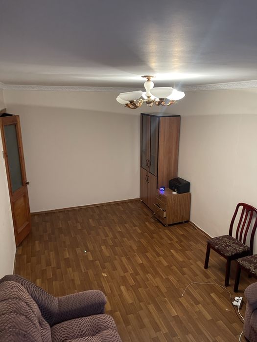 Подселениеге 2 қыз немесе жұп керек