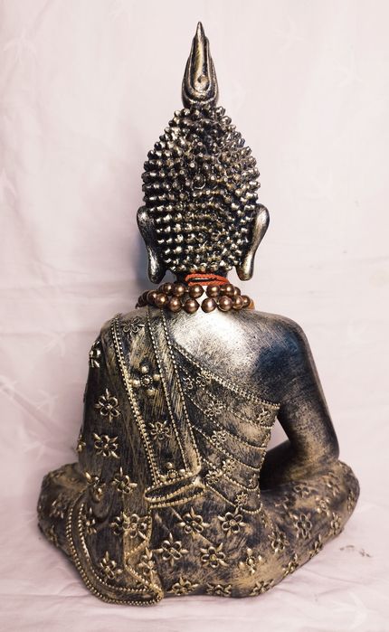 Statuetă Zeul Buddha meditând, din ceramică fină, 40cm.