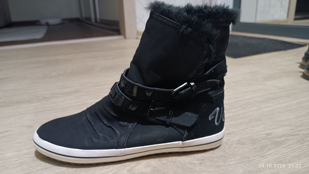 Продам полусапожки женские весна- осень