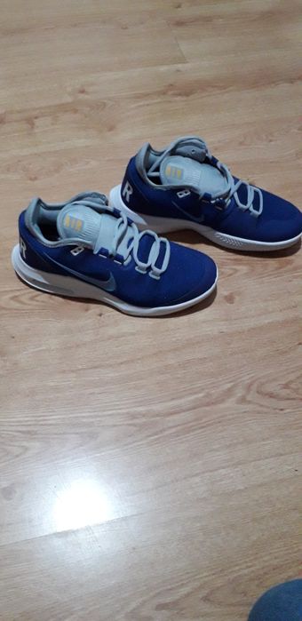 NIKE AIR sunt noi, mărimea 39