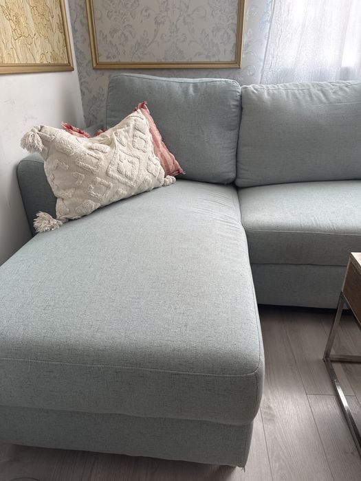 Синя холна гарнитура, диван