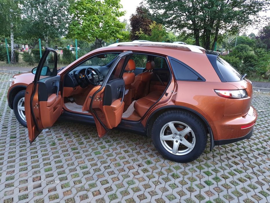 Vând Infiniti FX 45 din 2005 + GPL