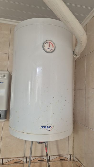 Стъклокерамичен бойлер Tesy - 80 литра / 3000 W