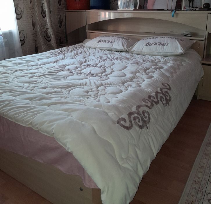 Продам спальни  гарнитур