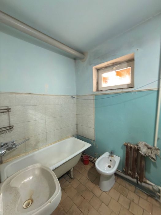 2 xonali uy sotiladi kami bor