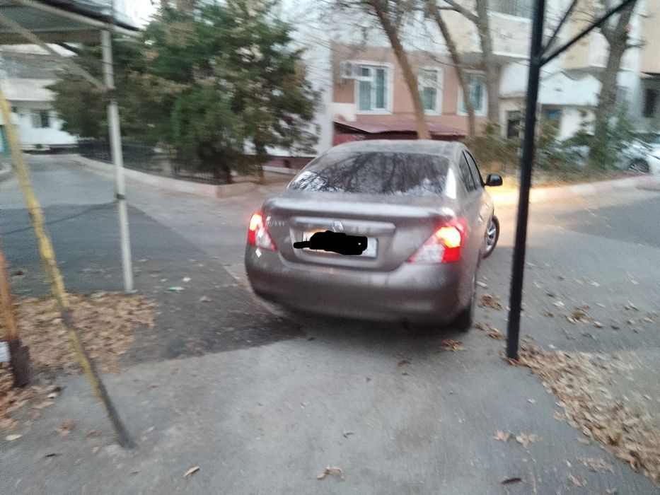 Продаётся Nissan Sunny в отличном состоянии 2013 года АКПП