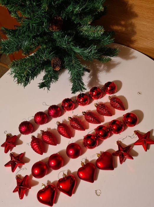 Globuri diferite + brăduț