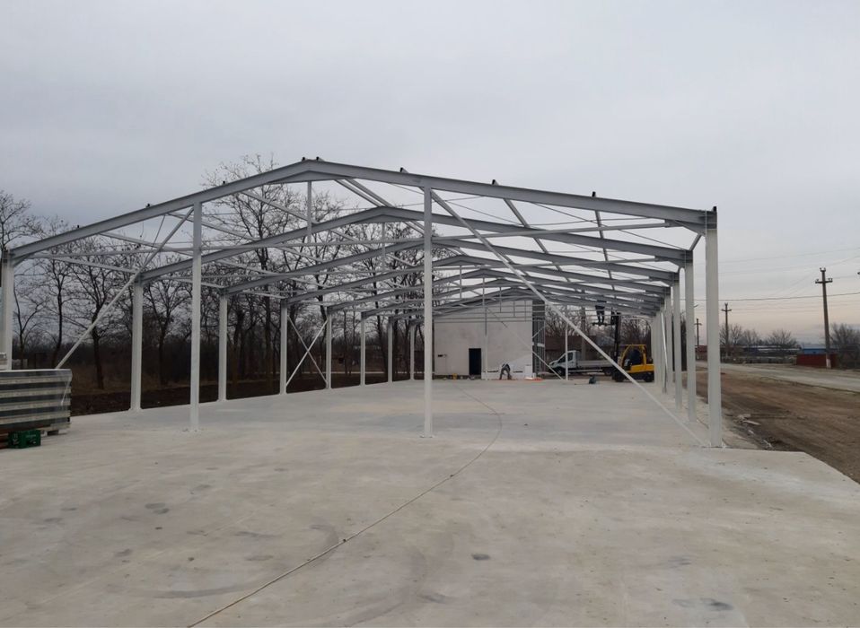 Hale metalice la preț de producator