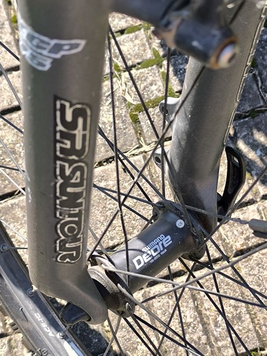 Bicicleta , roți 26 inch, echipare Shimano Deore.