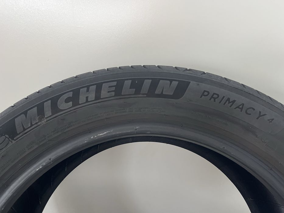 Летни гуми 235/50/19 Michelin