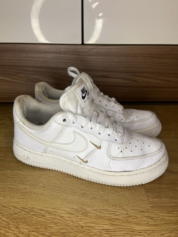 Обувки Nike номер 38.5