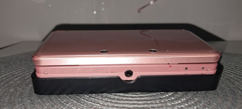 Nintendo 3DS- original, complet funcțional.