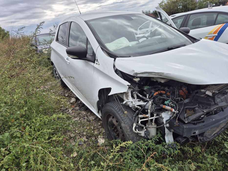 Renault zoe electric avariat lovit