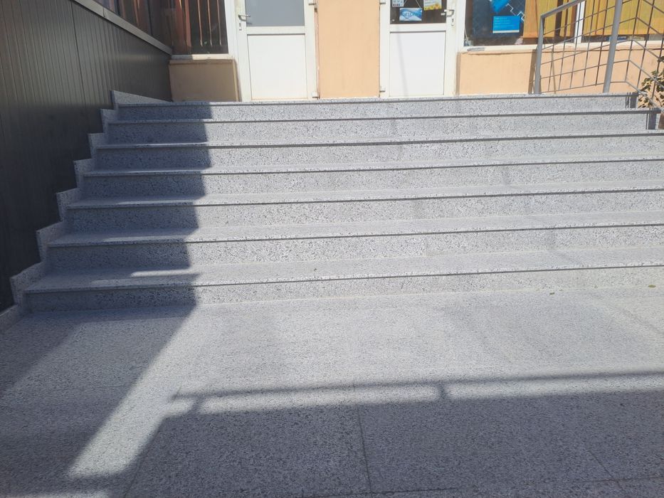 Marmura si granit