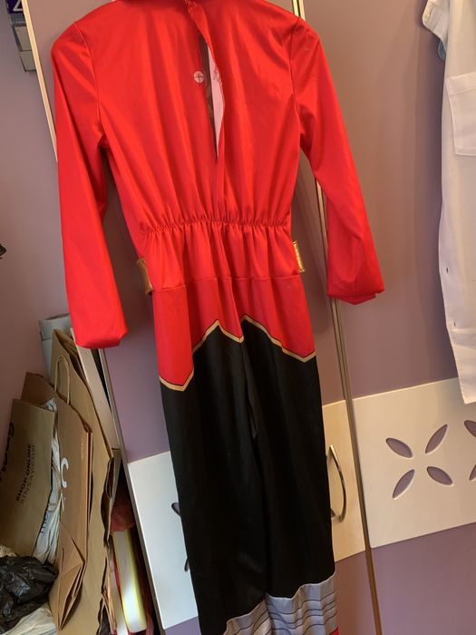 Пиратски костюм подходящ за празник